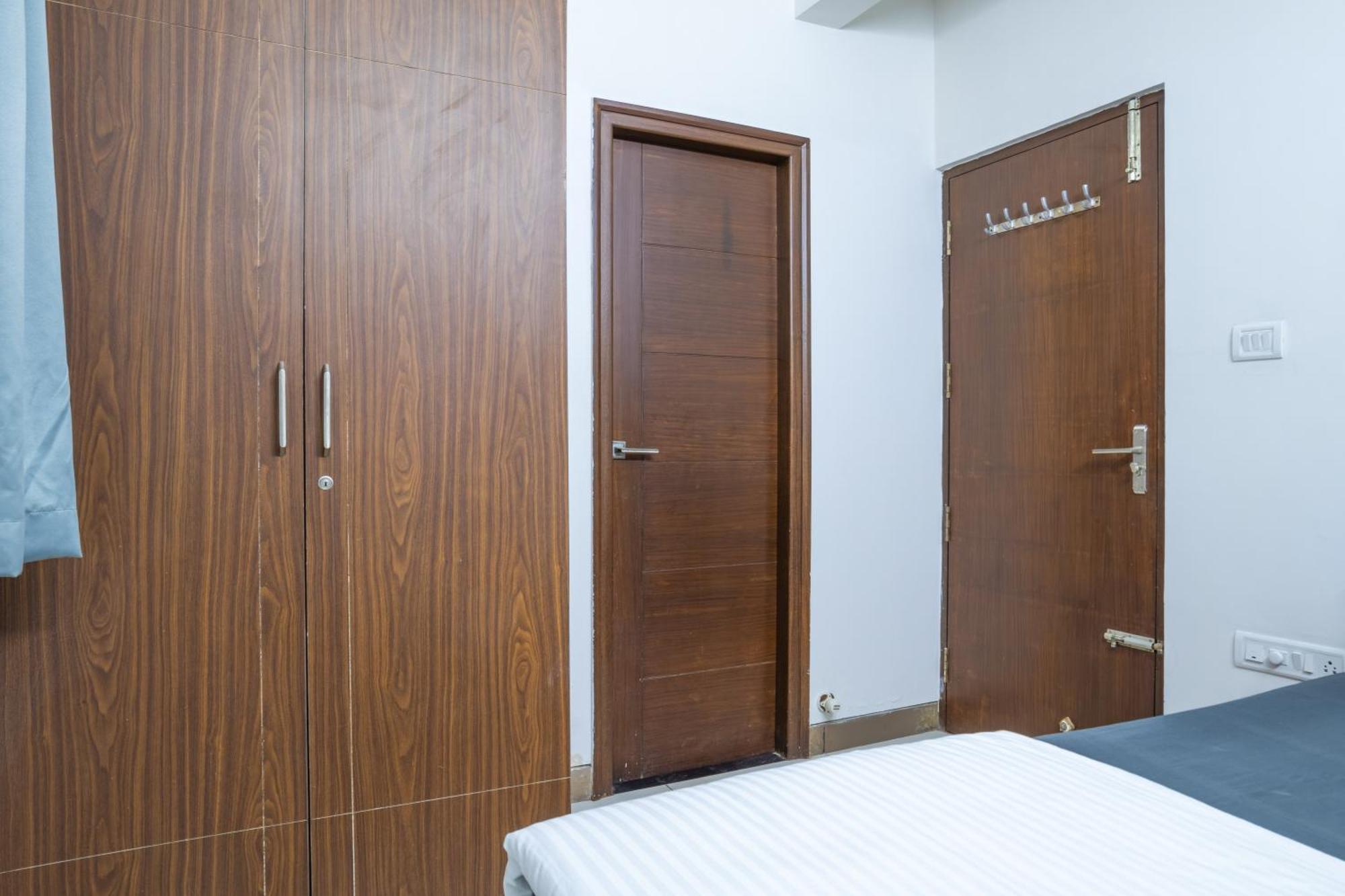 Hotel Housr Karen Bangalore Esterno foto