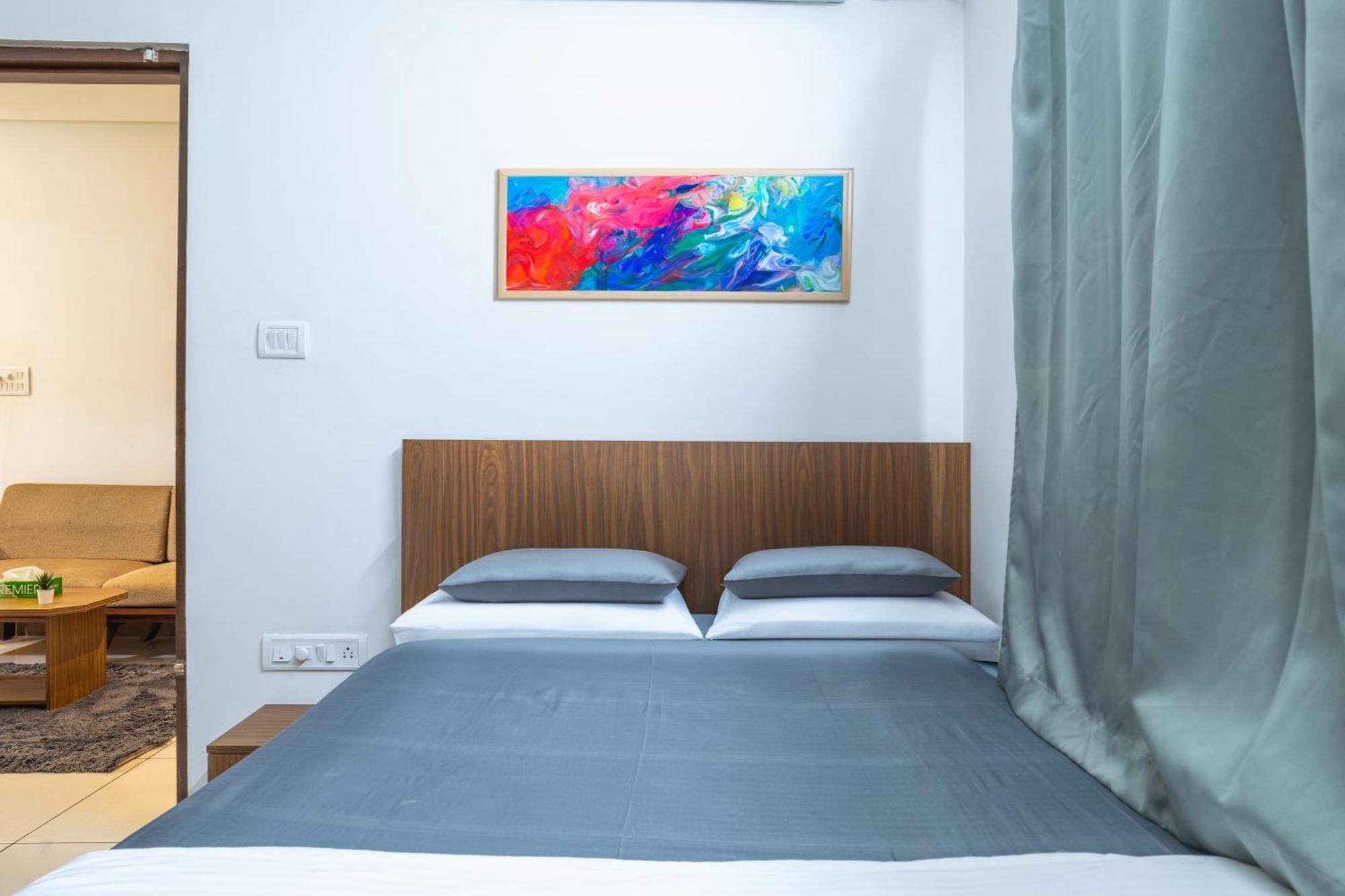 Hotel Housr Karen Bangalore Esterno foto